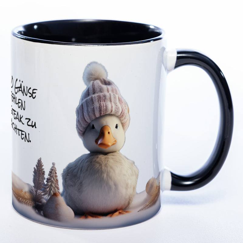 süße Kaffeetasse zum Wichteln, zu Nikolaus oder zu Weihnachten. mit süßem Gänsemotiv und Spruch: 9 von 10 Gänse empfehlenRindersteak zu Weihnachten. In der Farbe schwarz