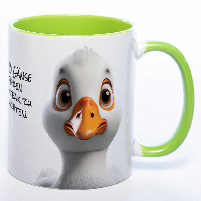 lustige Kaffeetasse mit Gänsekopf und Spruch 9 von 10 Gänse empfehlen Steak zu Weihnachten - grün